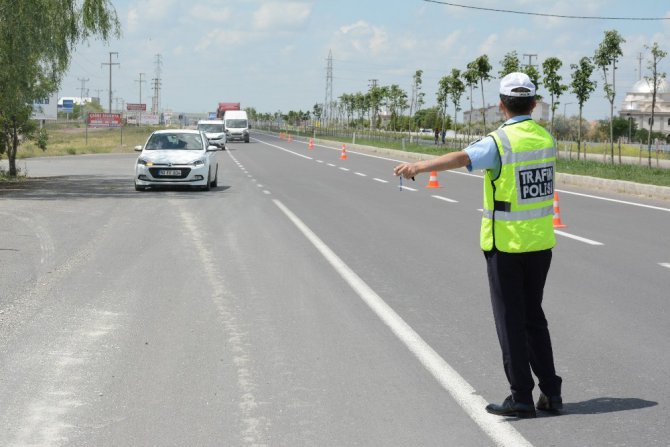 Aksaray’da polis ve jandarmadan ortak uygulama