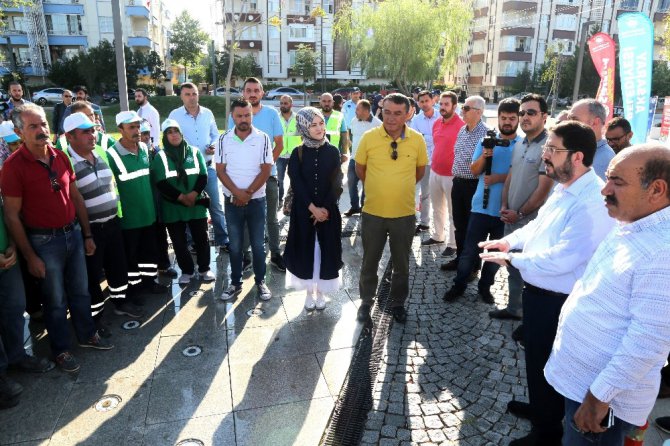 Aksaray’da 250 kişilik “Başkan Mahallemizde” ekibi Fatih Mahallesinde