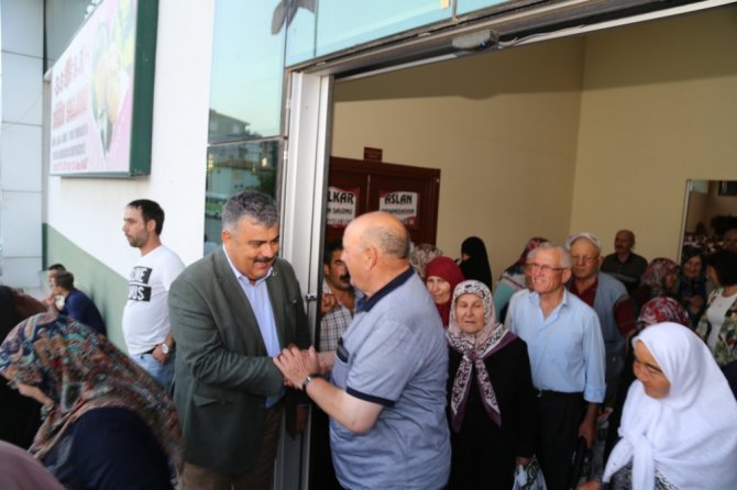 Başkan Özgüven, hacı adaylarıyla bir araya geldi