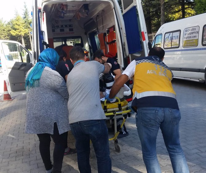 Gurbetçilerin otomobili takla attı: 2 ölü, 5 yaralı