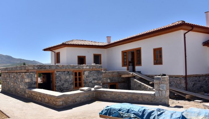 Lâdikli Ahmet Hüdai’nin evi restore ediliyor