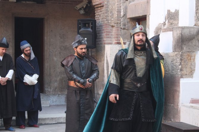 3. Alaeddin Keykubat’ın temsili beratı Söğüt’e gönderildi