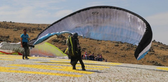 Paragliding World Cup Yamaç Paraşütü Dünya Kupası Aksaray’da başladı