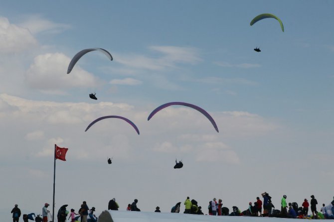 Paragliding World Cup Yamaç Paraşütü Dünya Kupası Aksaray’da başladı