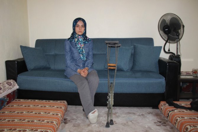 Ölü taklidi yaparak elinden kurtulduğu katilin bulunmasını istiyor