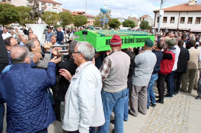 Ünlü oyuncu Mehmet Uslu, memleketi Akşehir’de defnedildi