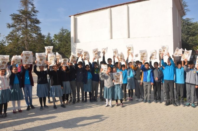 Ereğli’de ağaçlar kitap açtı