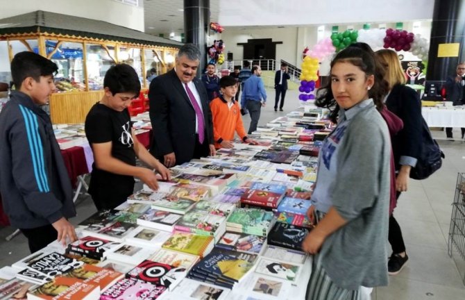 Ereğli’de Kitap Fuarına yoğun ilgi