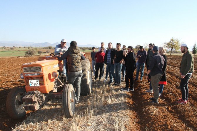 Genç çiftçiler, toprağa dokunmak için Beyşehir’de buluştu