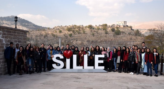 Selçuklu’da “Şehrimi Tanıyorum" programlarına 100 bin öğrenci katıldı