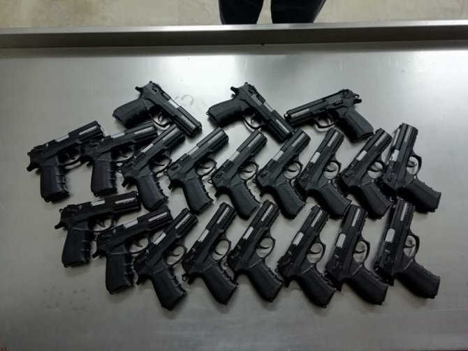Kurusıkıları tabancaya dönüştürüp satan şüphelilere operasyon
