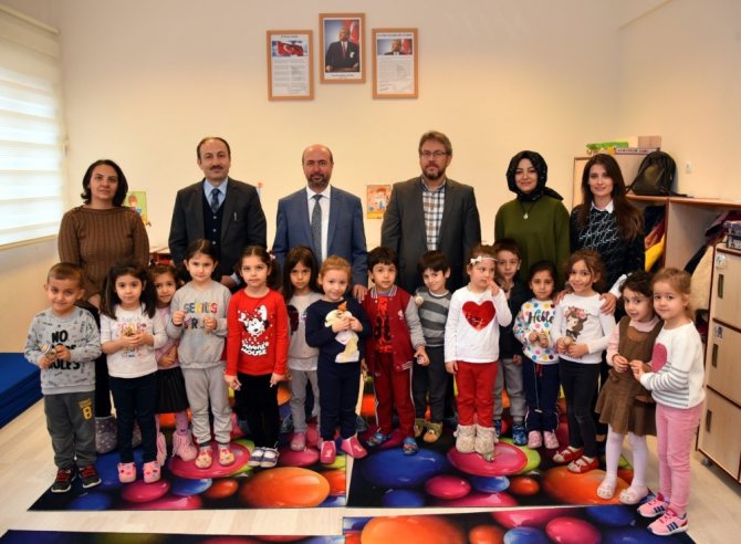 Başkan Pekyatırmacı: "Selçuklu Belediyesi eğitim hayatının her aşamasında"
