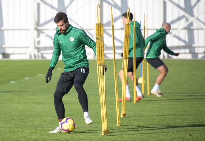Atiker Konyaspor günü tek antrenmanla geçirdi