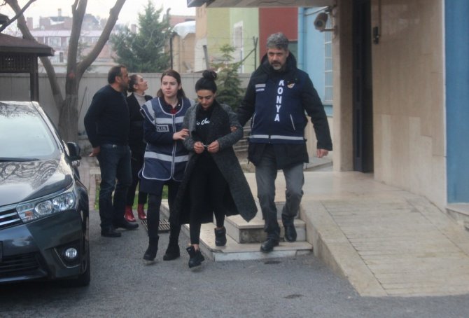 Amcasının ölümüne sebep oldu, annesiyle birlikte intihar süsü verdi