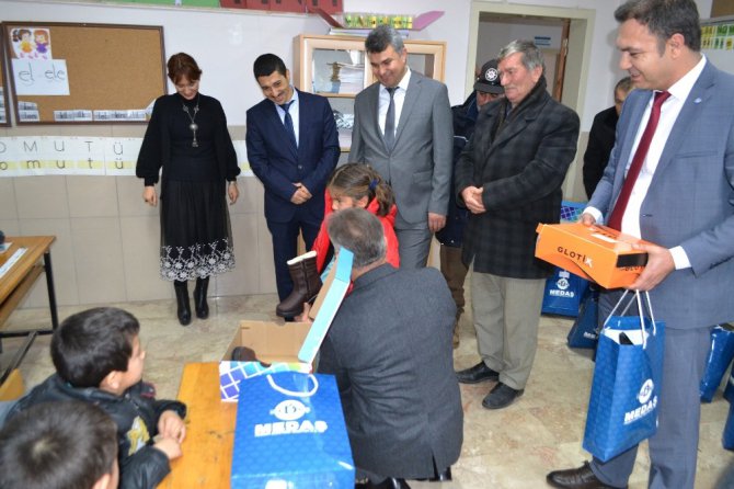 MEDAŞ’ın ‘Kardeş Okul’ projesi sürüyor