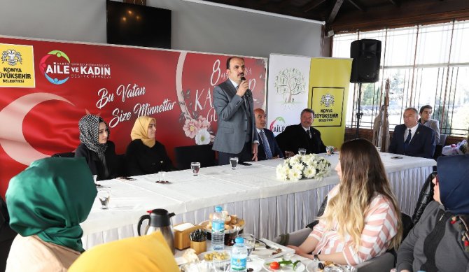 Başkan Altay, Dünya Kadınlar Günü’nde şehit aileleri ile buluştu