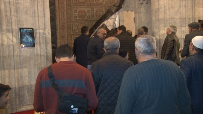 Kandilde camiler ve Hazreti Mevlana Türbesi dolup taştı