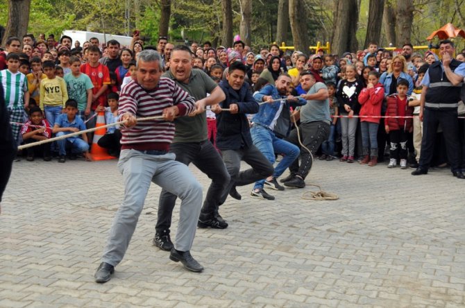 Akşehir Belediyesi Geleneksel Hıdrellez etkinliği yoğun ilgi gördü