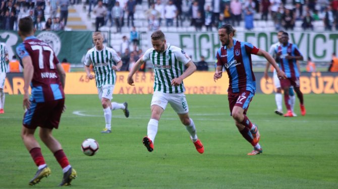 Spor Toto Süper Lig: Atiker Konyaspor: 2 - Trabzonspor: 2 (Maç sonucu)