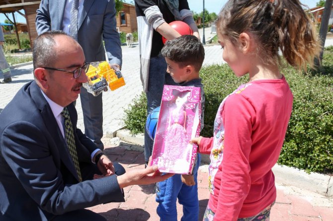 Başkan Kavuş, hobi bahçelerinde vatandaşlara misafir oldu