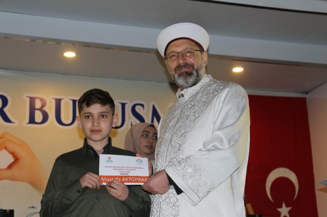 Diyanet İşleri Başkanı Erbaş: “Ramazan eğlenceleri teravihleri engellemesin”