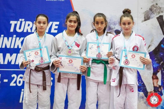 Konya Büyükşehir Belediyespor judoda Türkiye şampiyonu