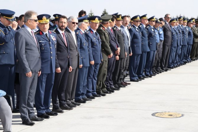 Helikopterden düşen şehit astsubayın cenazesi memleketine uğurlandı