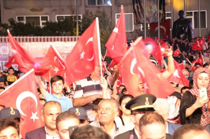 Aksaray’da 15 Temmuz şehitleri anıldı