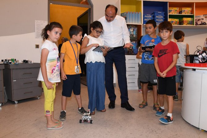Başkan Altay: “Çocuklarımızı geleceğin Türkiye’si için yetiştiriyoruz”