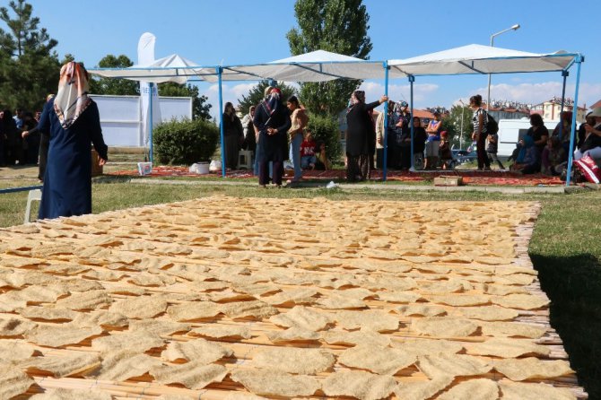 Beyşehir’in geleneksel tarhanası şenlikle tanıtılıyor