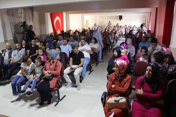 Aksaray’da 1. sınıf öğrencilerinin öğretmeni noter huzurunda çekilişle belirlendi