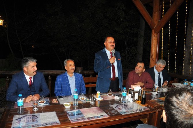 Başkan Akkaya’dan Kaymakam Türk’e veda yemeği