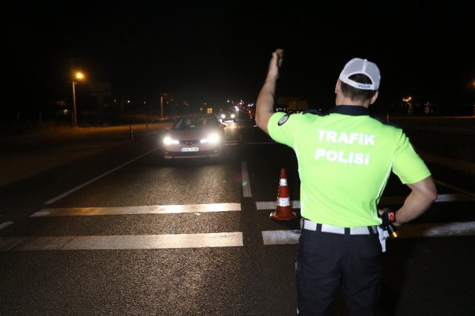 Aksaray’da günlük bin araç denetimden geçiyor