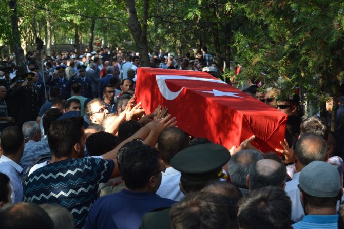 Konyalı şehit dualarla son yolculuğuna uğurlandı