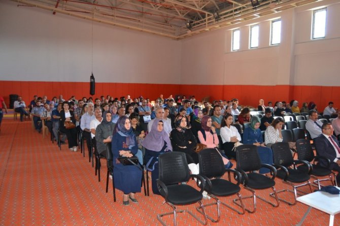 Kulu’da öğretmen ve idarecilere 15 Temmuz konulu seminer