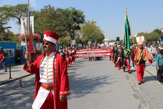 Konya’da Ahilik Yürüyüşü ve Şed Kuşanma Töreni gerçekleştirildi