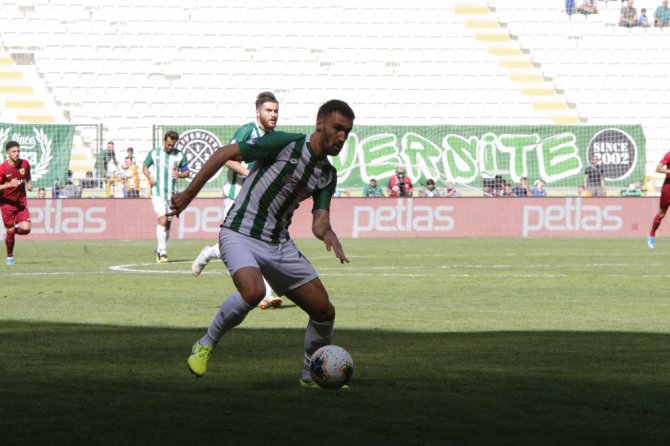 Süper Lig: Konyaspor: 1 - İstikbal Mobilya Kayserispor: 1 (İlk yarı)