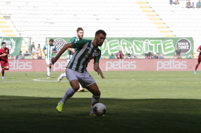 Süper Lig: Konyaspor: 1 - İstikbal Mobilya Kayserispor: 1 (İlk yarı)