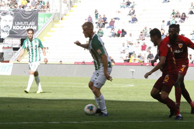 Süper Lig: Konyaspor: 1 - İstikbal Mobilya Kayserispor: 1 (İlk yarı)