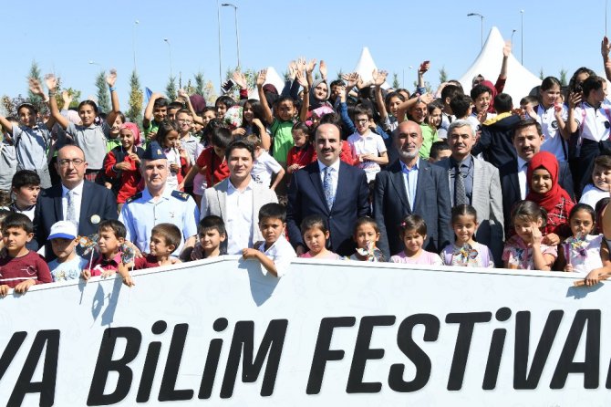 Konya Bilim Festivali Bilim Meraklıları İçin Kapılarını Açtı