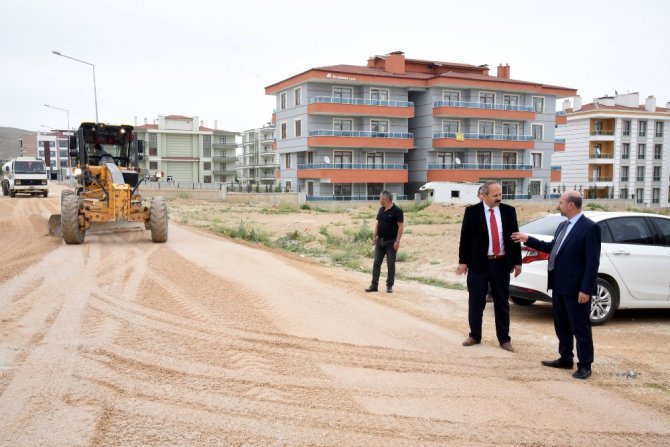 Başkan Pekyatırmacı: “Asfalt çalışmalarında bereketli bir sezon geçiriyoruz”