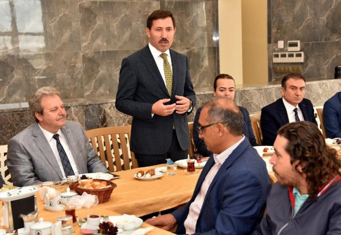 İsmil Termal Tesisleri turizmcilere ve akademisyenlere tanıtıldı