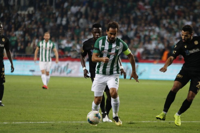 Süper Lig: Konyaspor: 0 - Yeni Malatyaspor: 1 (İlk Yarı)