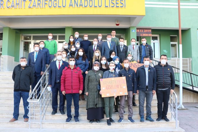 Beyşehir’de ‘maskeme değil, gözlerime bak’ farkındalık etkinliği