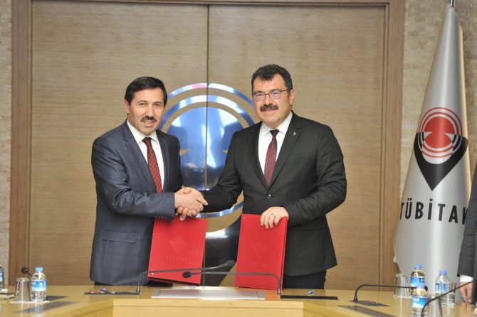 Kılca: “Bilim insanlarının yetişmesine katkı sunmak istiyoruz”