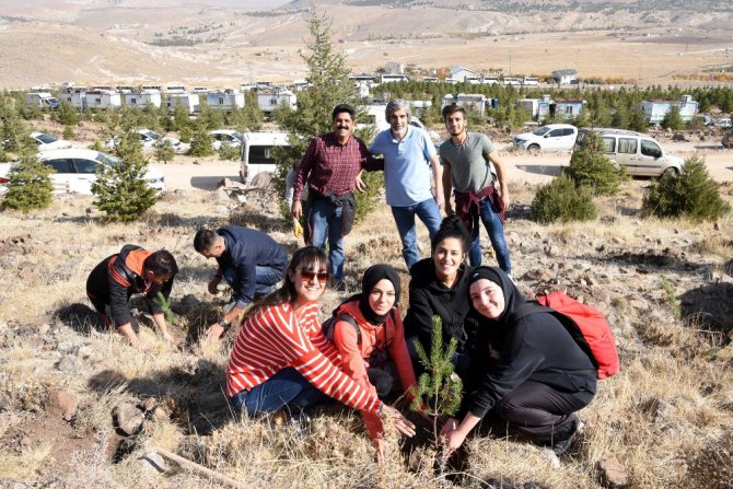 Selçuklu geleceğe 26 bin fidan ile nefes oldu