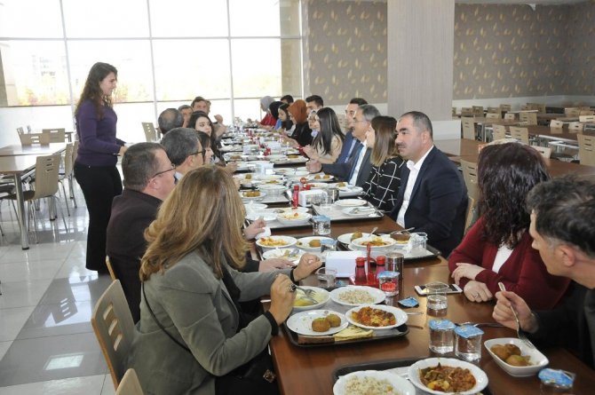 Selçuk Üniversitesinde “glütensiz yemek” açılışı yapıldı