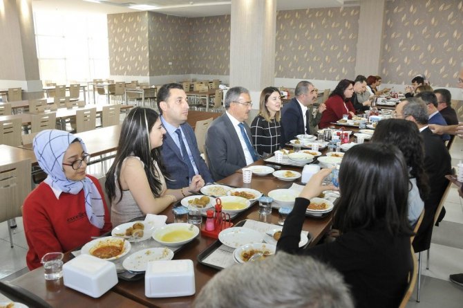 Selçuk Üniversitesinde “glütensiz yemek” açılışı yapıldı