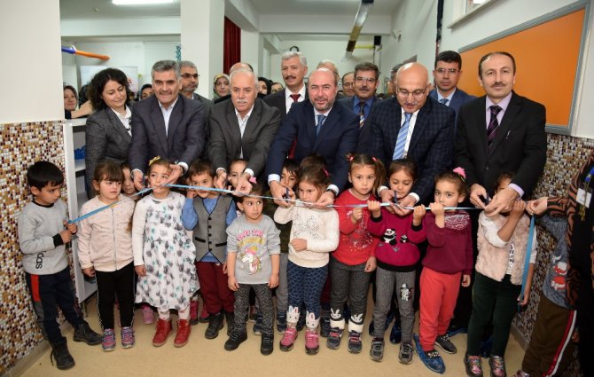 Tatköy Anasınıfı ve okul kütüphanesi açıldı