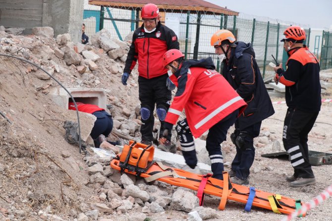 Aksaray’da saha uzantılı masa başı tatbikat, gerçeği aratmadı